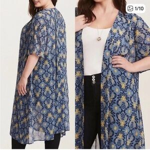 Torrid size 4 outlander kimono/duster semi sheer blue yellow deer plus size